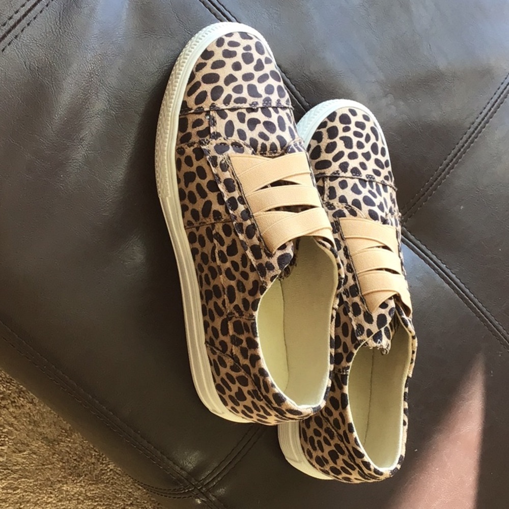 Cheetah print slip on sneakers